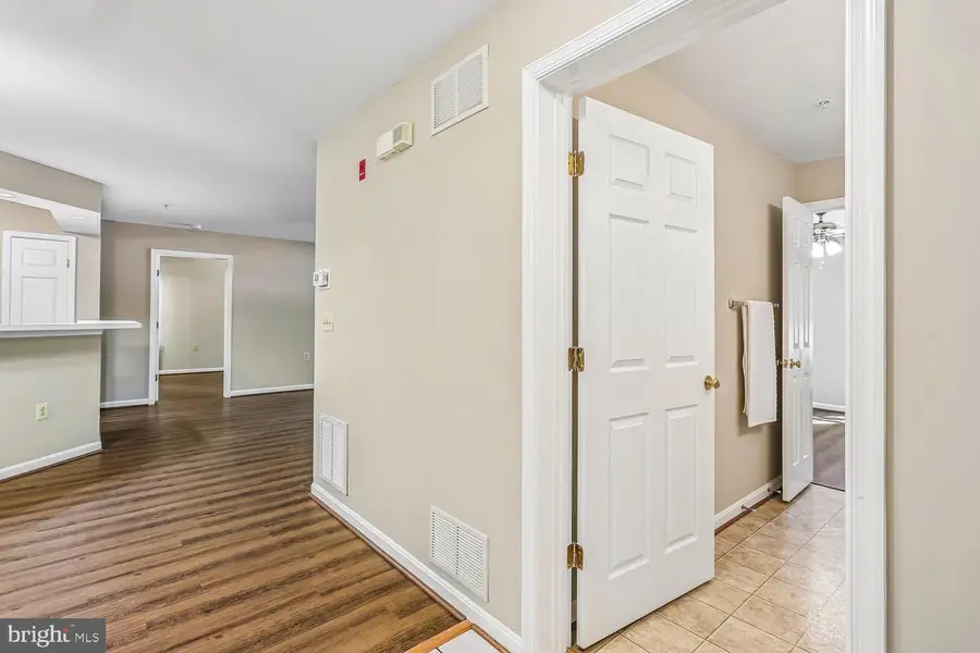 13103 Millhaven Pl #l, Germantown, MD 20874 - #3
