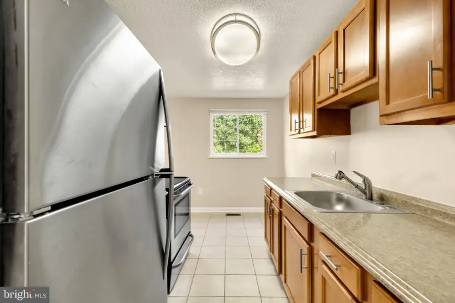 18312 Quondal Ct, Gaithersburg, MD 20877 - #2