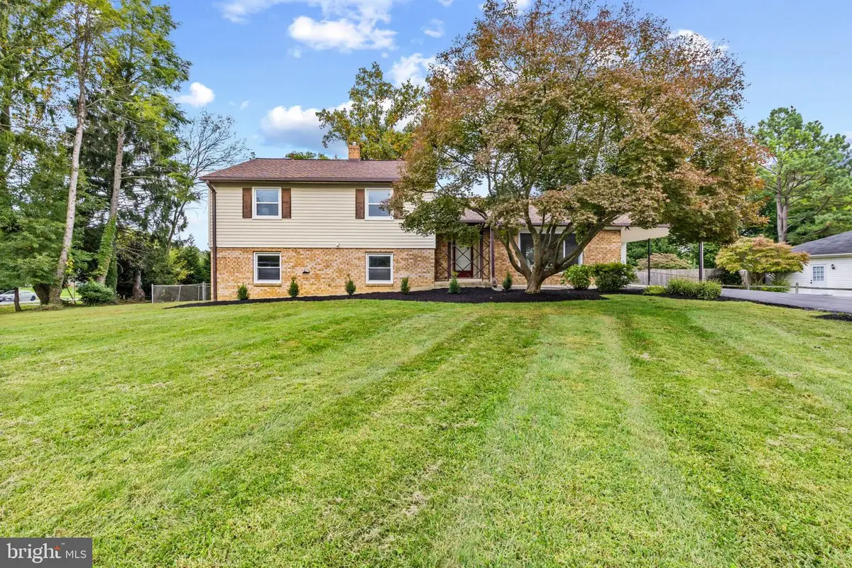 4215 Olney Laytonsville Rd, Olney, MD 20832 - #1