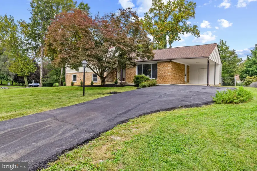 4215 Olney Laytonsville Rd, Olney, MD 20832 - #3