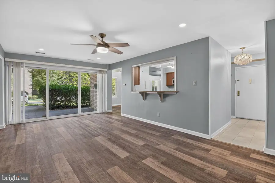 11323 Commonwealth Dr #t2, Rockville, MD 20852 - #2