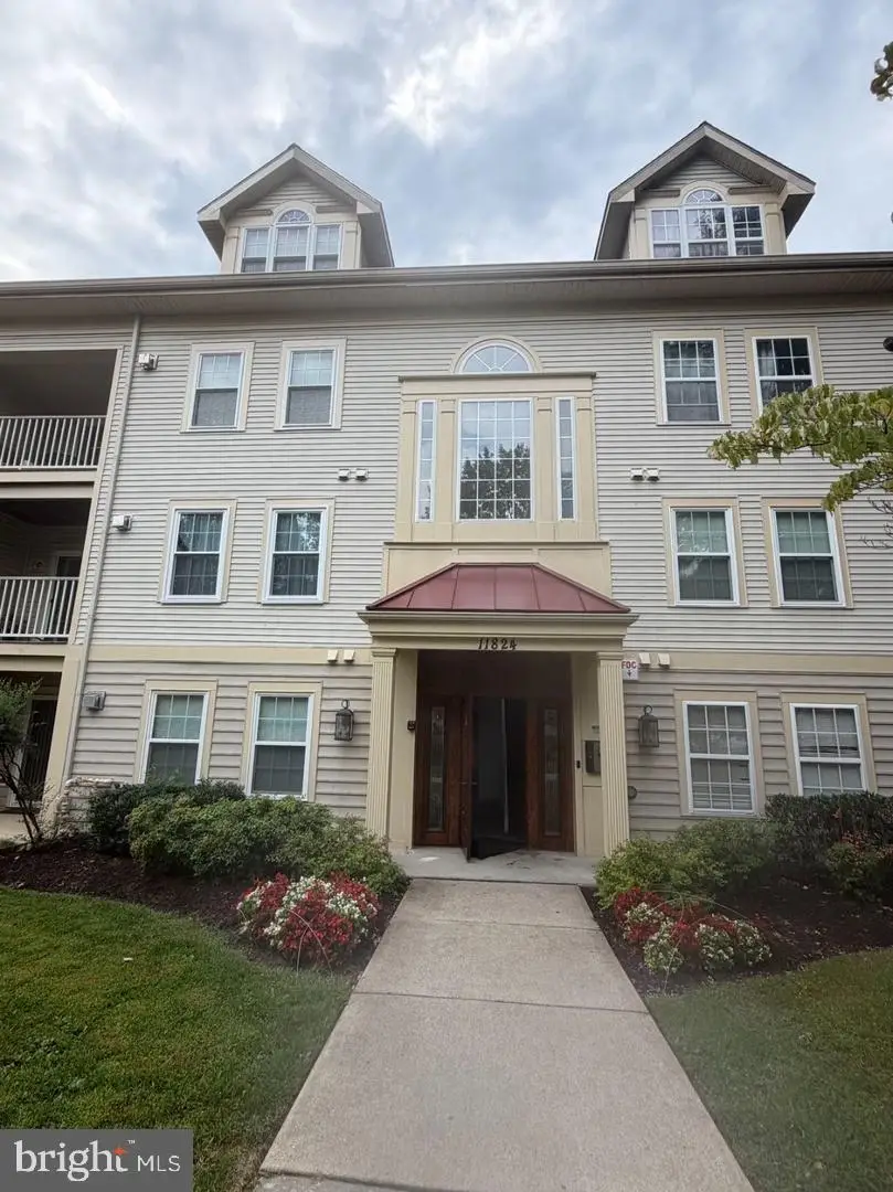 11824 Eton Manor Dr #103, Germantown, MD 20876 - #1