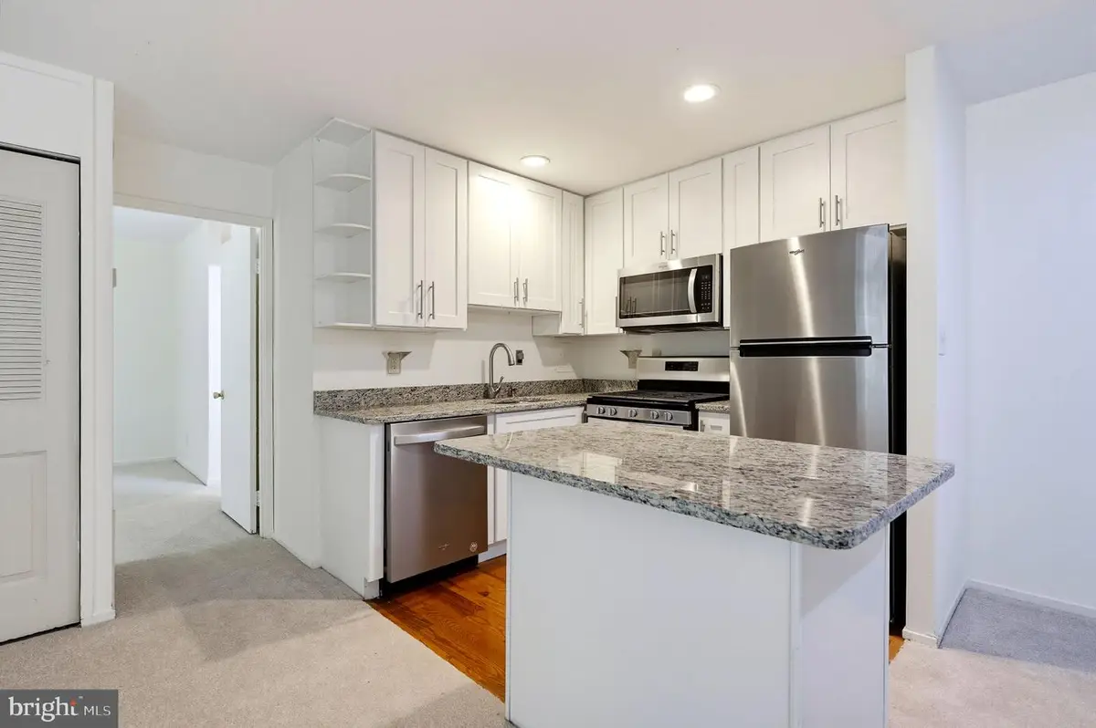 170 Talbott St #202, Rockville, MD 20852 - #1