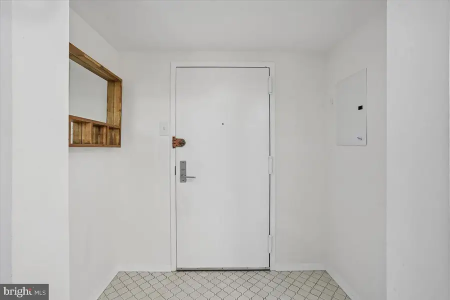 4928 Sentinel Dr #1-106, Bethesda, MD 20816 - #3