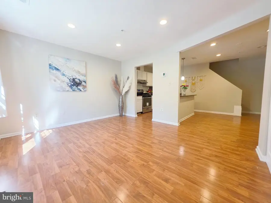 15441 Reprise Ter, Rockville, MD 20850 - #2
