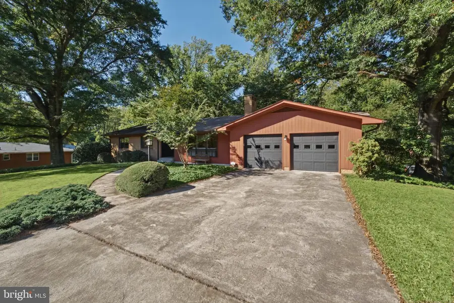 100 Quaint Acres Dr, Silver Spring, MD 20904 - #2