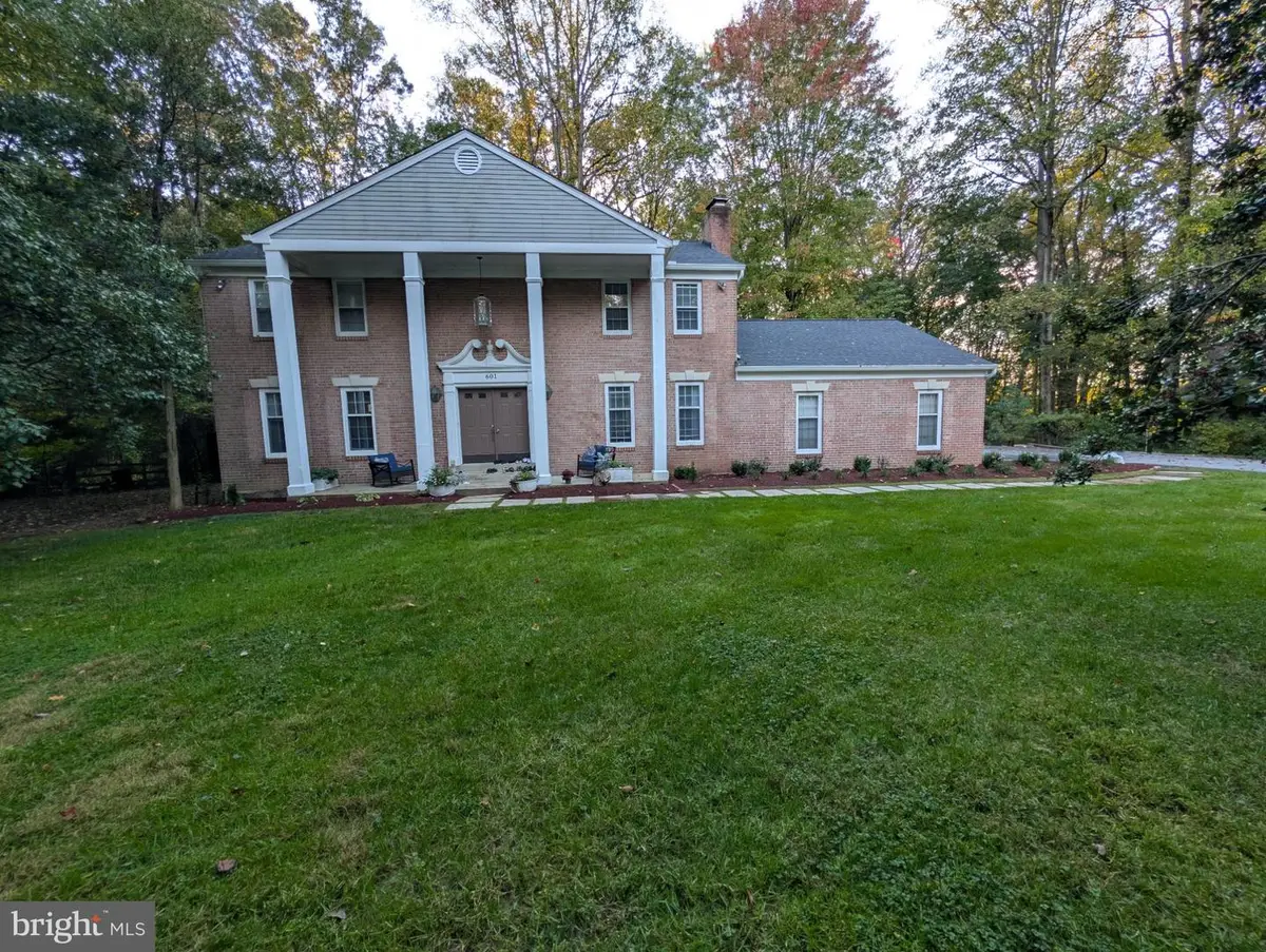 601 Bryants Nursery Rd, Silver Spring, MD 20905 - #1