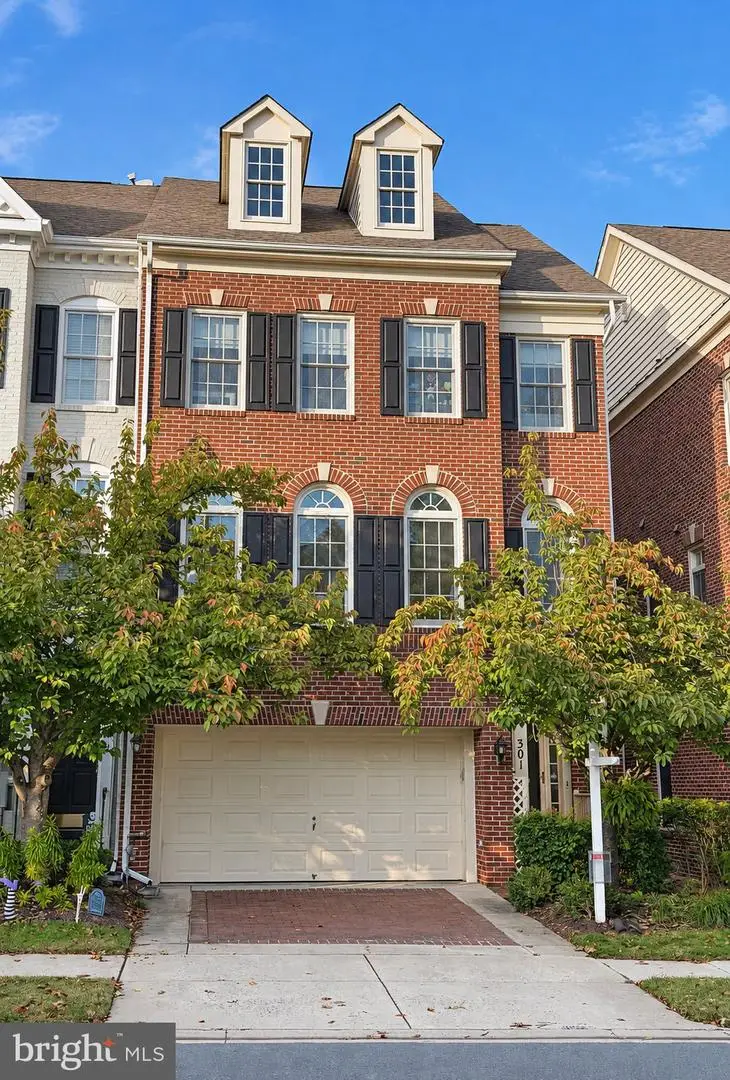 301 Oak Knoll Ter, Rockville, MD 20850 - #3