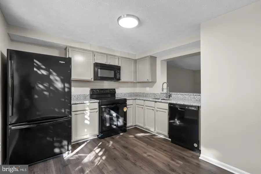 14121 Armilla Ct, Burtonsville, MD 20866 - #3