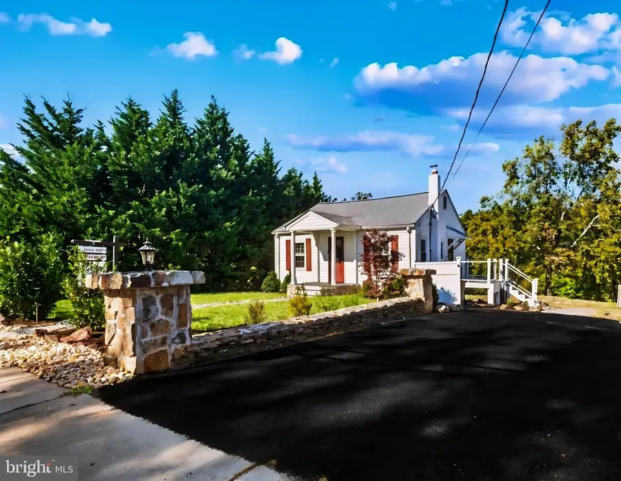10113 Lewis Dr, Damascus, MD 20872 - #2