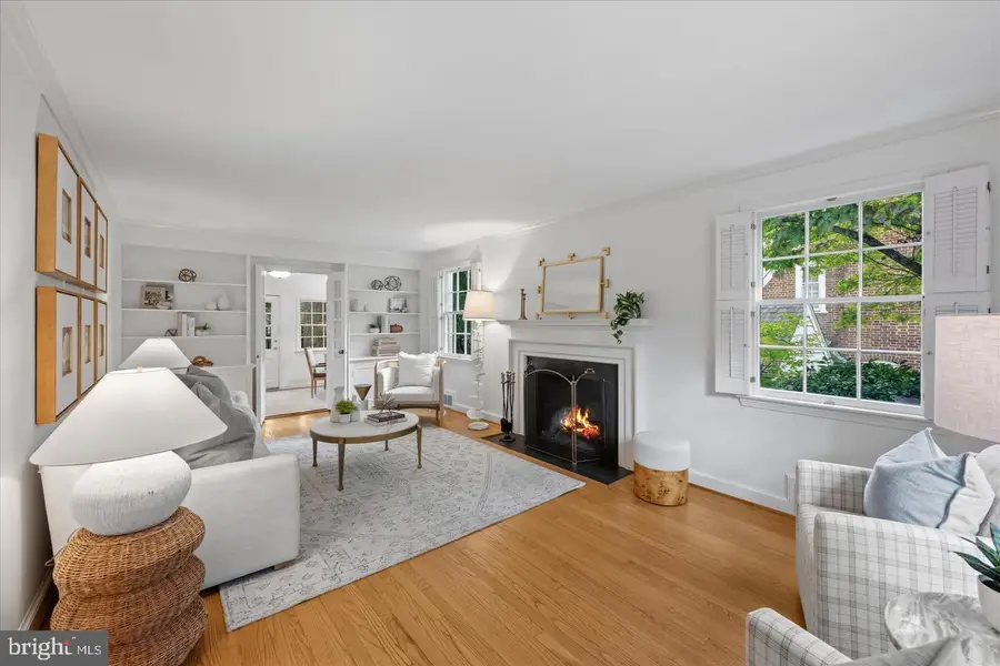 5106 Duvall Dr, Bethesda, MD 20816 - #3