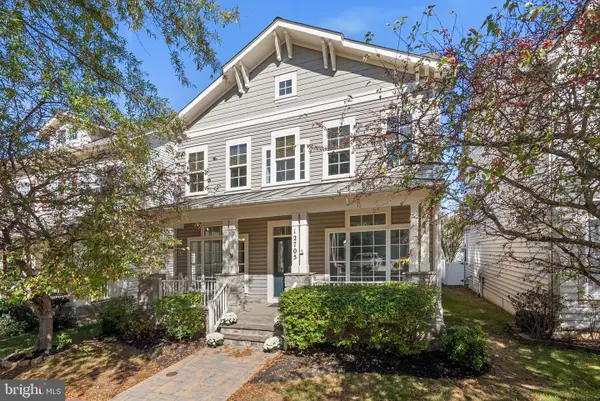 12705 Clarks Crossing Dr, CLARKSBURG, MD 20871