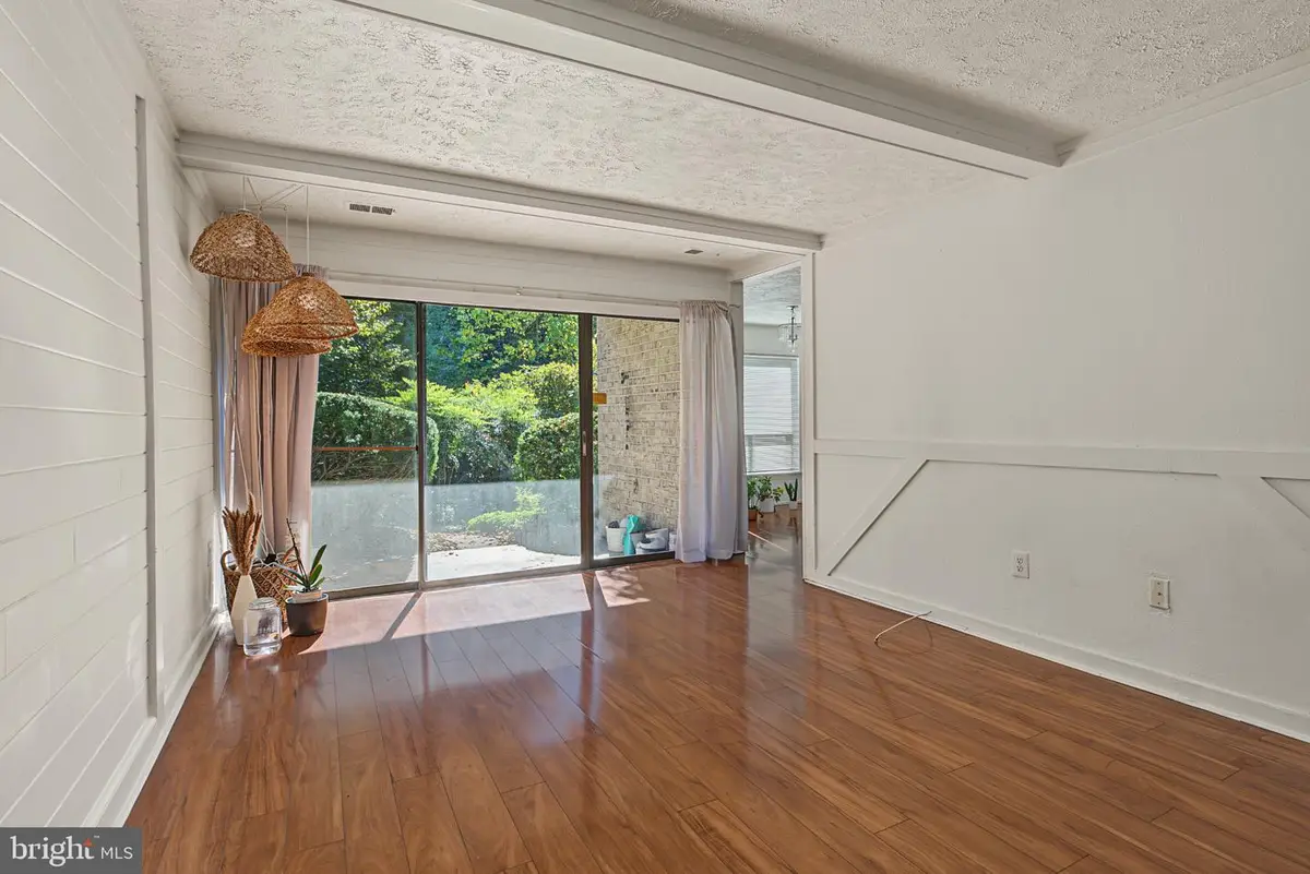 403 Christopher Ave #17, Gaithersburg, MD 20879 - #1