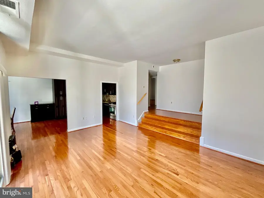 14428 Parkvale Rd #5, Rockville, MD 20853 - #2