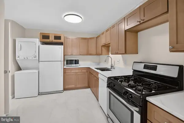 4620 N Park Ave #811e, CHEVY CHASE, MD 20815