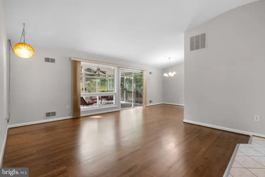 820 Lamberton Dr, Silver Spring, MD 20902 - #3