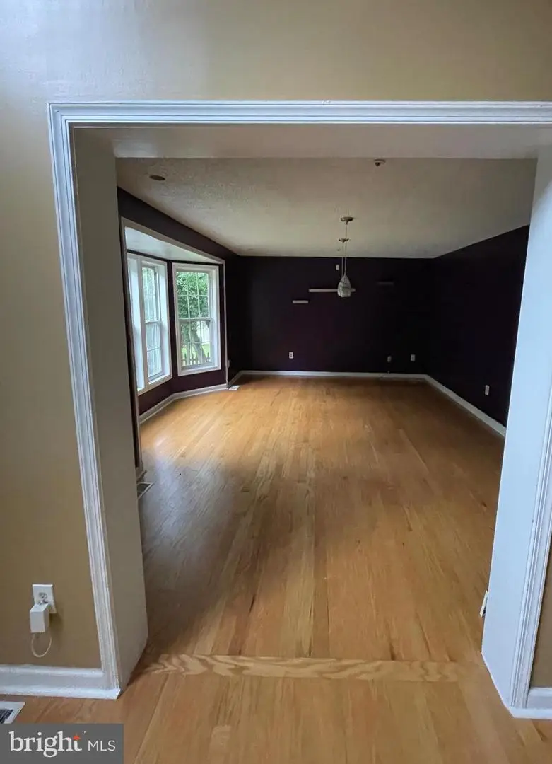 8405 Hardwick Ct, Upper Marlboro, MD 20772 - Image #2