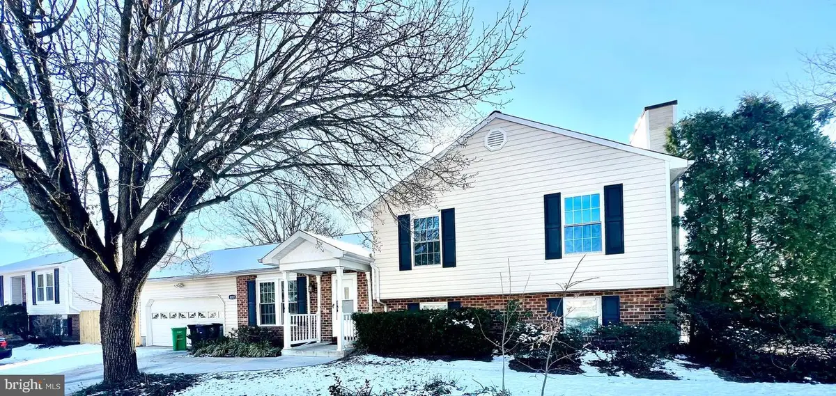 8017 Tiffany Ln, Lanham, MD 20706 - Image #1