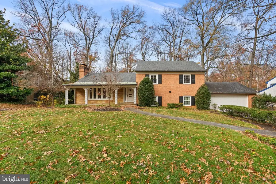 3804 Calverton Dr, Hyattsville, MD 20782 - Image #2