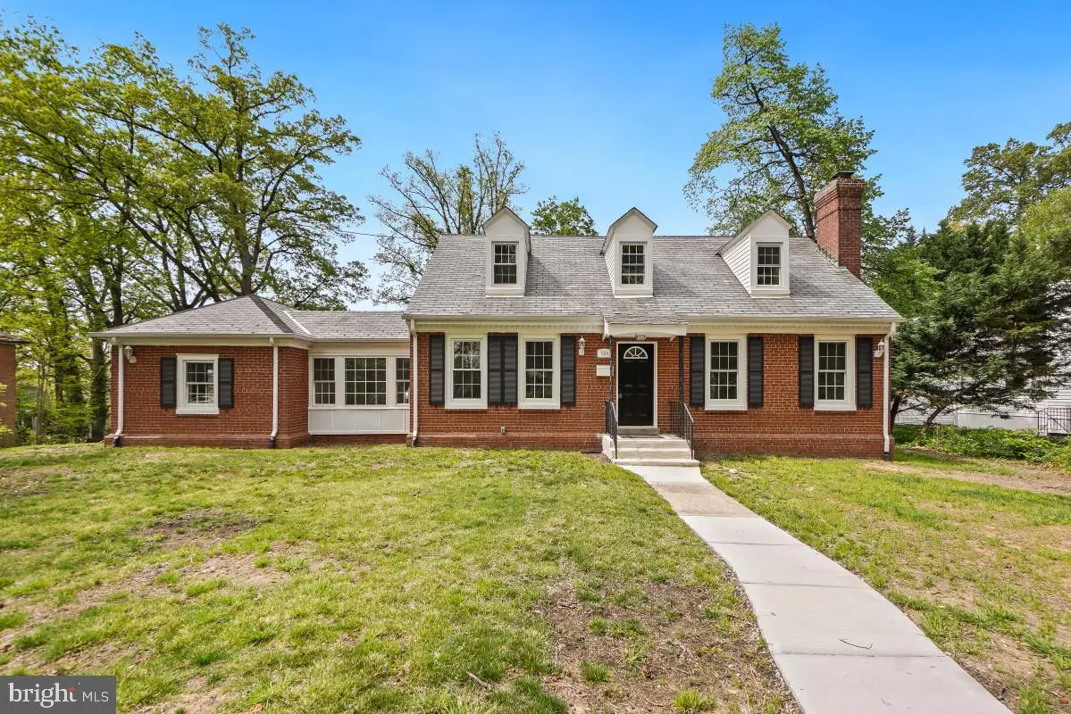 7004 40th Ave, Hyattsville, MD 20782 - #1