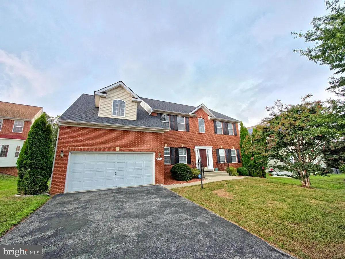 8703 Colonel Seward Dr, Fort Washington, MD 20744 - Image #1