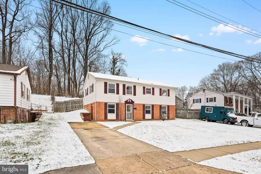 6903 Fawncrest Dr, Capitol Heights, MD 20743 - Image #2