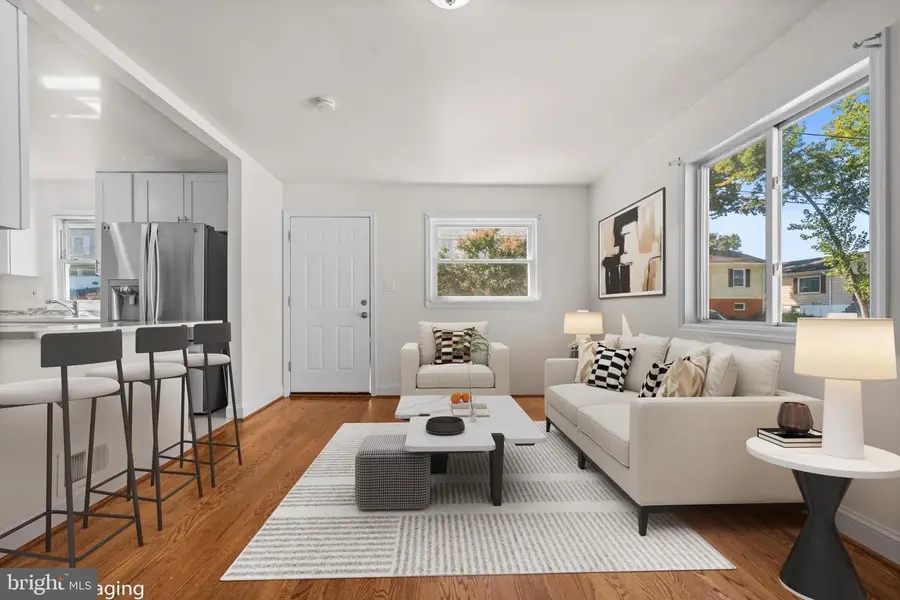 6134 Perry St, Hyattsville, MD 20785 - Image #2