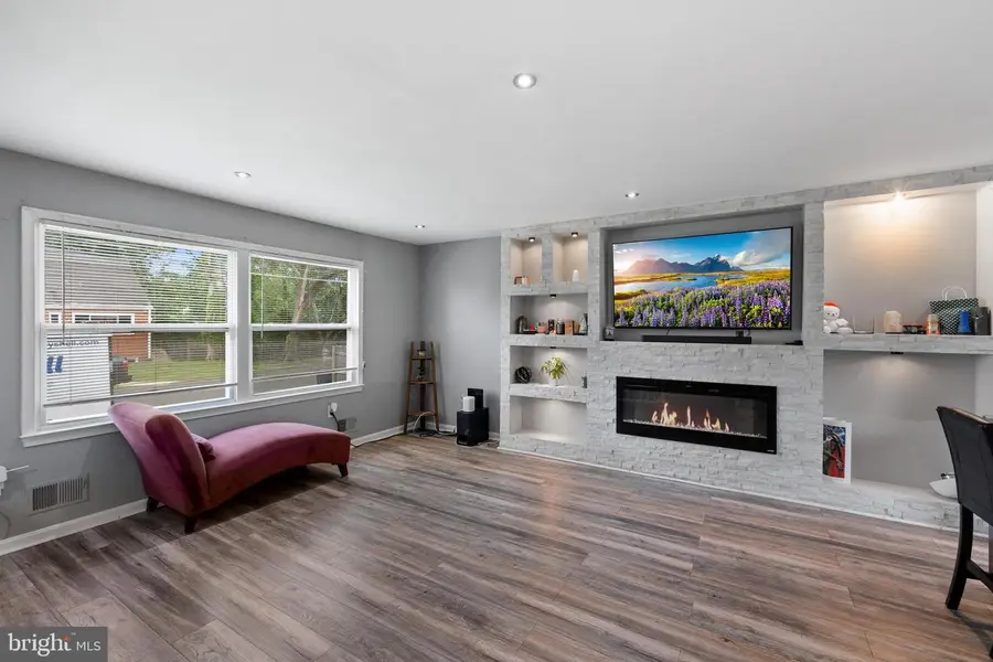 3208 Mulberry Ln, Temple Hills, MD 20748 - Image #3