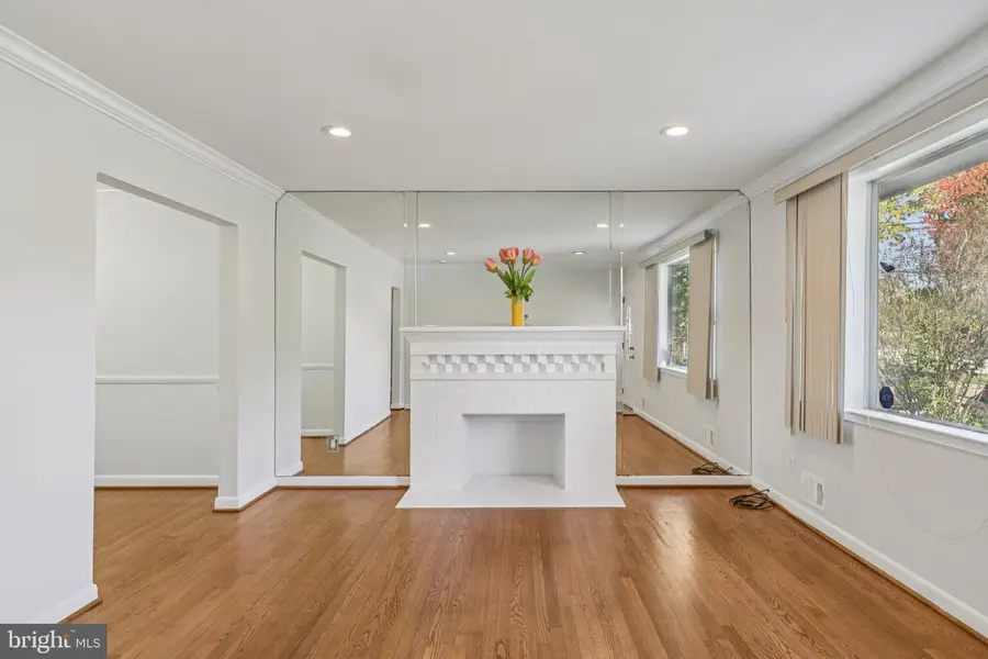 303 Brockton Rd, Oxon Hill, MD 20745 - Image #3