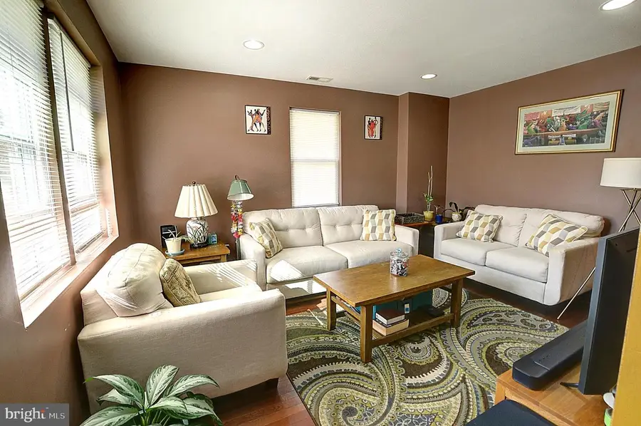 5014 Leroy Gorham Dr, Capitol Heights, MD 20743 - Image #3