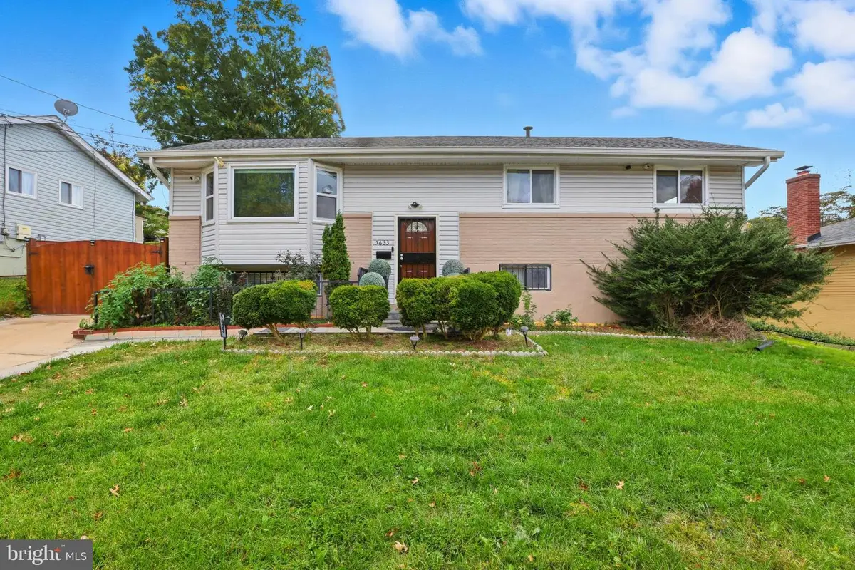5633 Helmont Dr, Oxon Hill, MD 20745 - Image #1