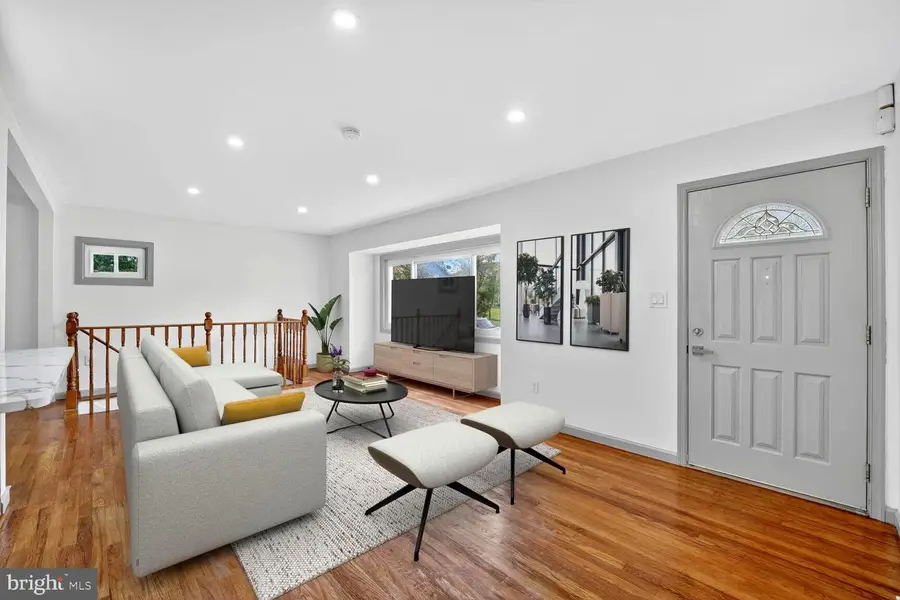 5604 Dundalk Dr, Oxon Hill, MD 20745 - Image #3