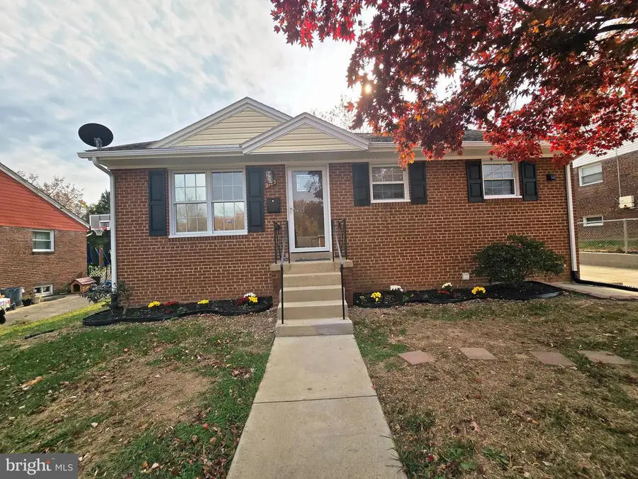 2123 Ruatan St, Hyattsville, MD 20783 - Image #2