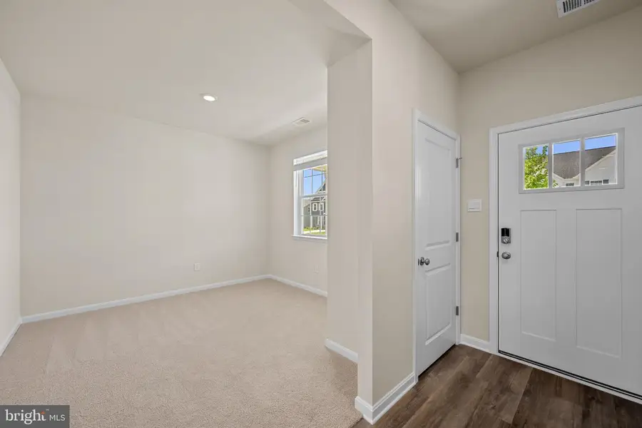 5218 Manor Park Dr, Upper Marlboro, MD 20772 - Image #2