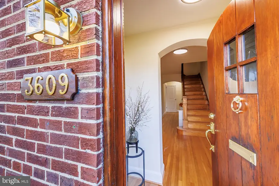 3609 Hamilton St, Hyattsville, MD 20782 - Image #2