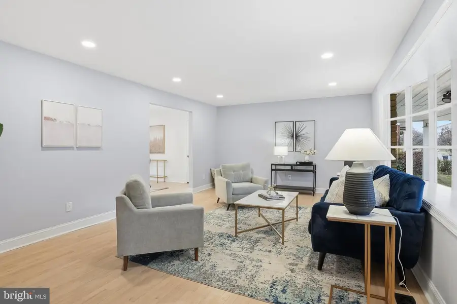 126 Weymouth St, Upper Marlboro, MD 20774 - Image #2