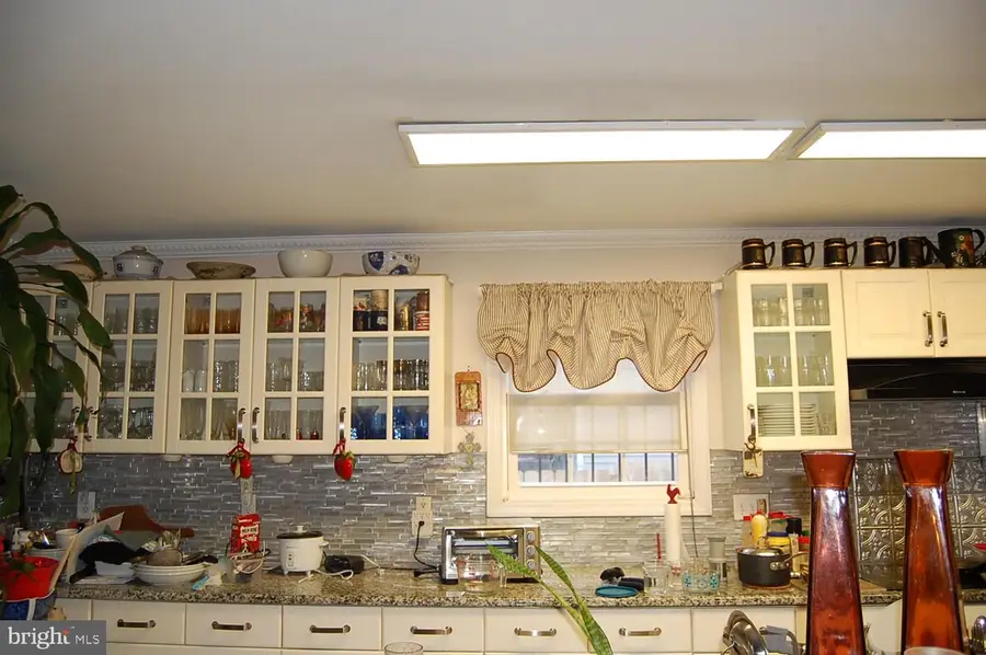 907 57th Pl, Capitol Heights, MD 20743 - Image #3