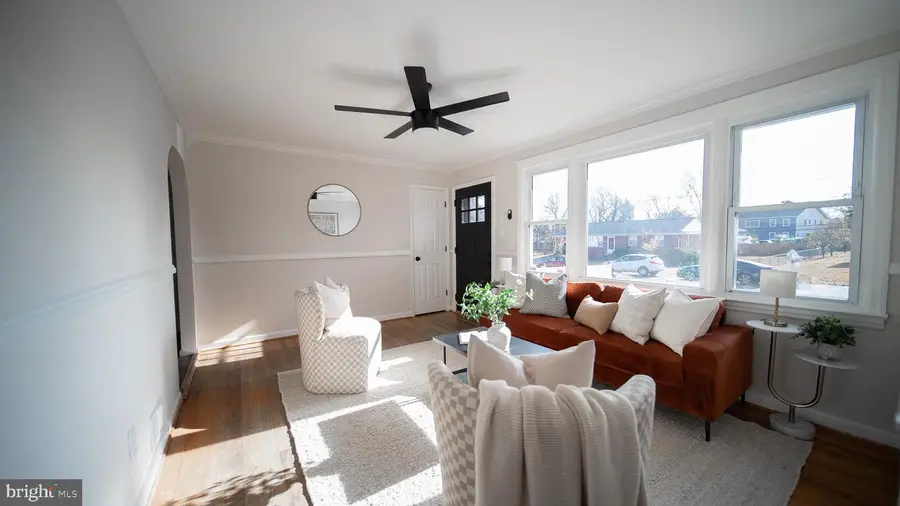 4306 Maple Pl, Beltsville, MD 20705 - Image #2