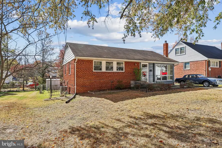 8407 Quintana St, Hyattsville, MD 20784 - Image #2