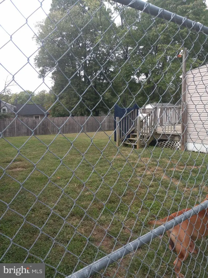 913 Applewood St, Capitol Heights, MD 20743 - Image #2