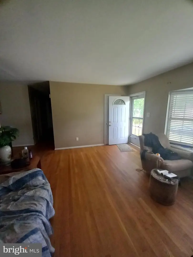 913 Applewood St, Capitol Heights, MD 20743 - Image #3