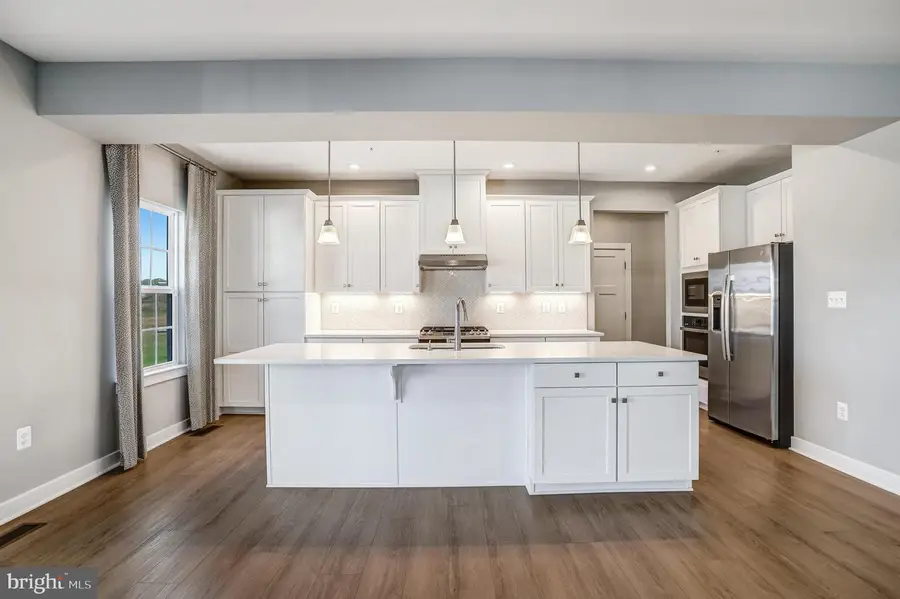 904 Midbrook Ln, Bowie, MD 20716 - Image #2