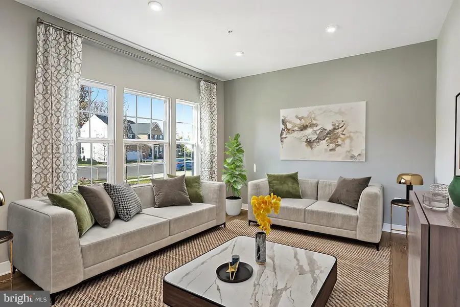 904 Midbrook Ln, Bowie, MD 20716 - Image #3