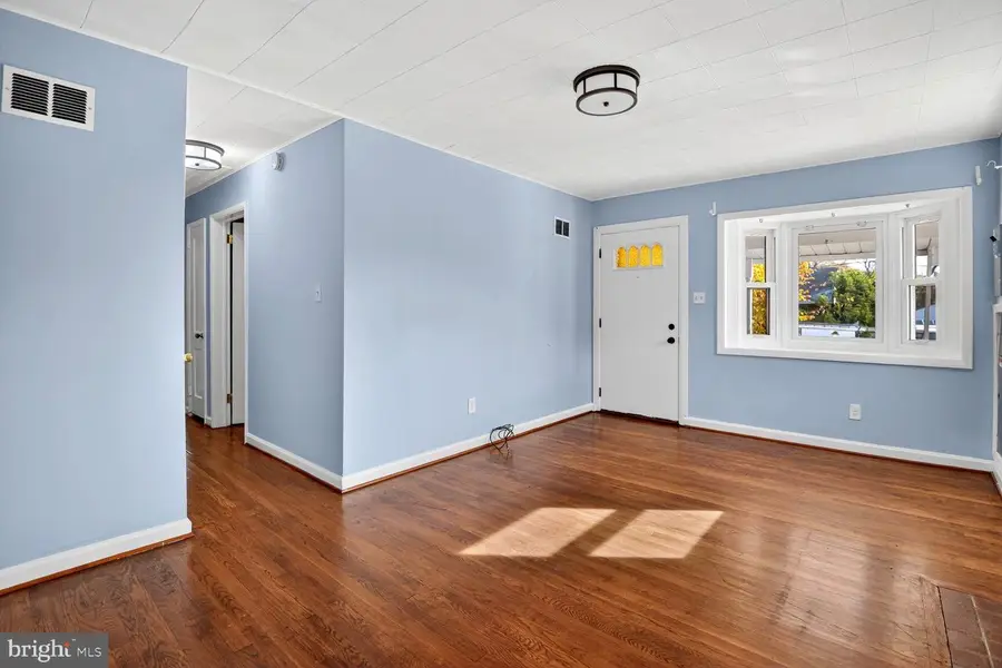 8204 17th Ave, Hyattsville, MD 20783 - Image #3