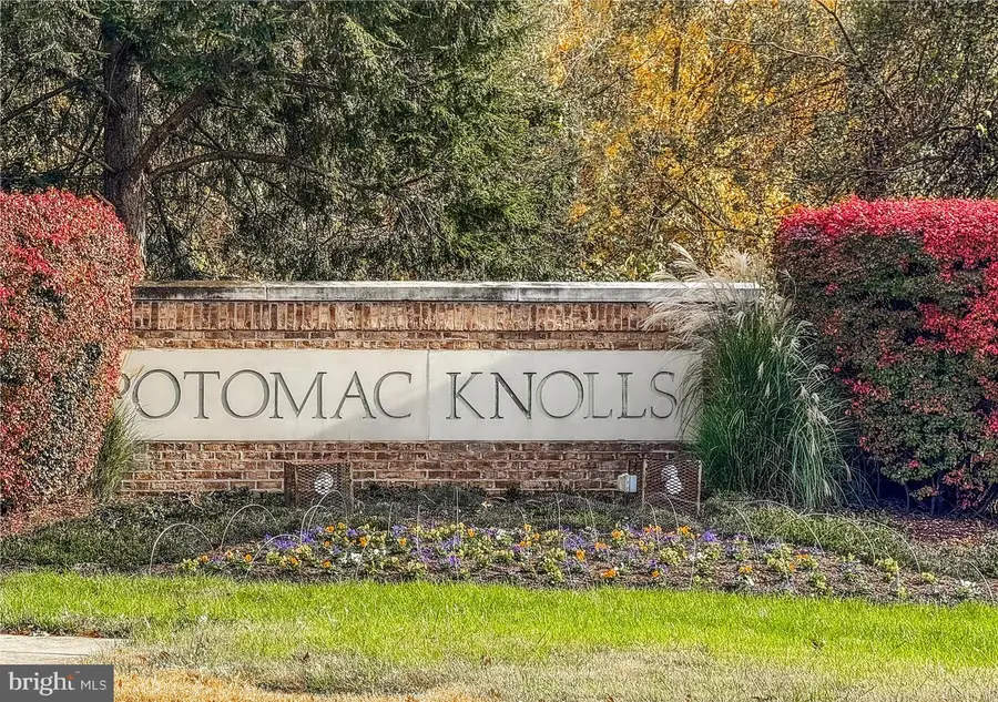 11202 Constellation Ct, Fort Washington, MD 20744 - Image #2