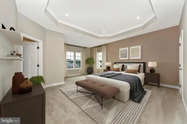 10722 Presidential Pkwy, UPPER MARLBORO, MD 20772