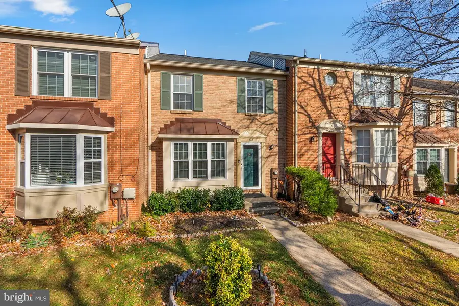 8112 Fenwick Ct, Laurel, MD 20707 - Image #2