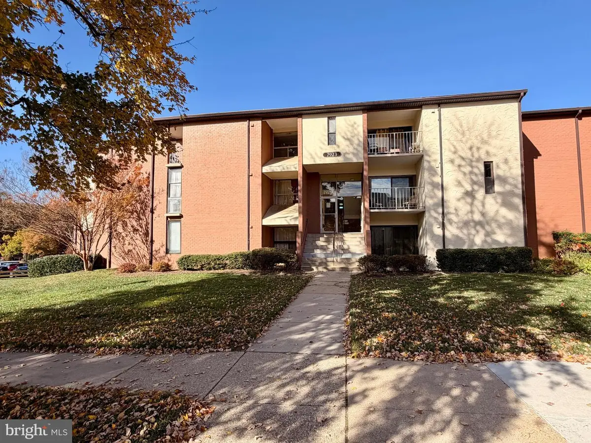 7923 Mandan Rd #303, Greenbelt, MD 20770 - Image #1