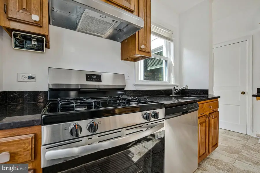 4822 Woodlawn Dr, Hyattsville, MD 20784 - Image #3