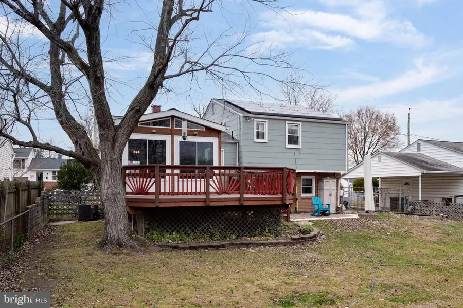 7507 Dover Ln, Lanham, MD 20706 - Image #3